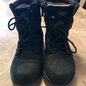 Boys Uggs